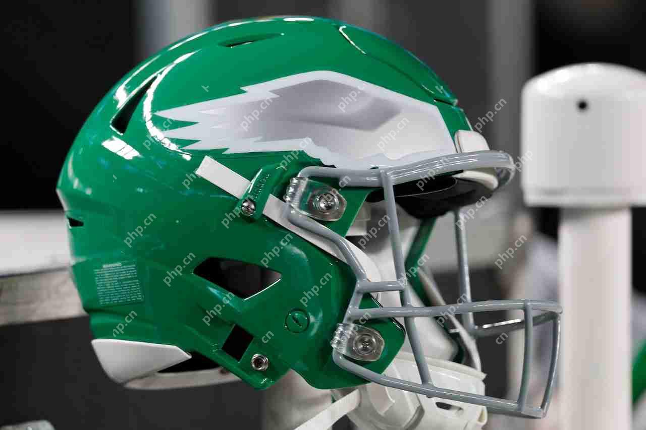 鹰最近几周一直密切关注老鹰队的紧张局势